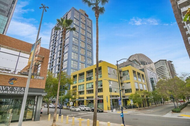 Photo - 350 Eleventh Ave Condo Unit 428