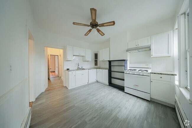 Building Photo - 38 Jefferson St Unit 1 Rental