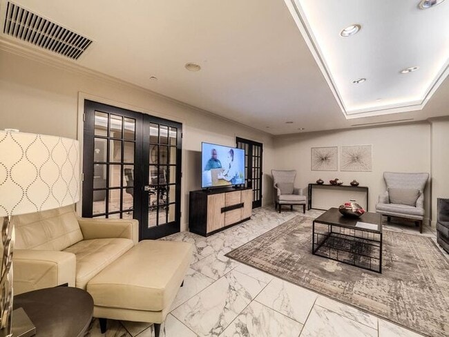 Photo - 2870 Pharr Ct S Northwest