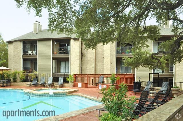 Building - The Henry B Apartments