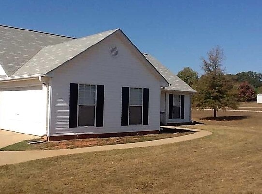 Photo - 2266 Stroud Rd