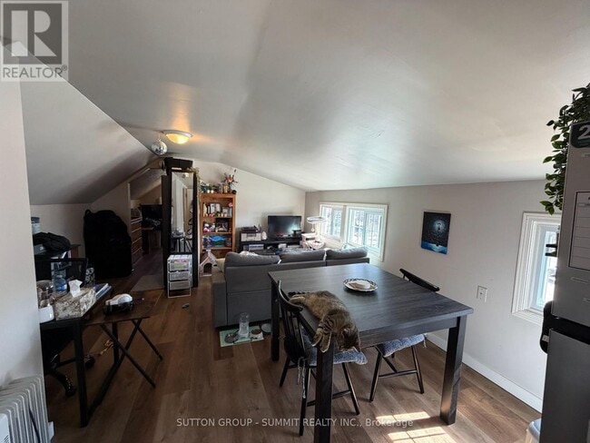 Photo - UPPER - 155 1/2 LAKE STREET