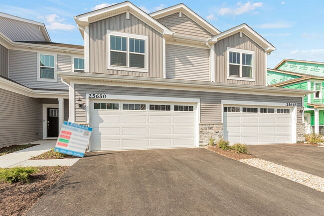 Building Photo - 25650 W Wakefield Dr