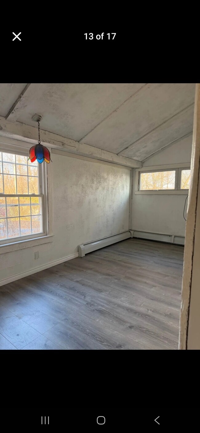 Photo - 162 Emmett Ave