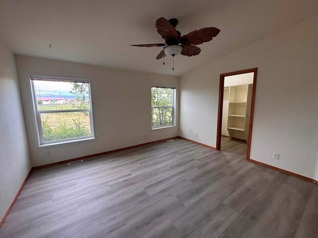 31 Bloom Ln