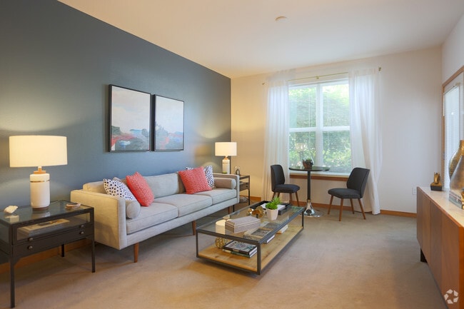 Interior Photo - Deveraux Glen Rental