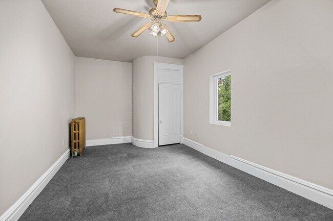 Photo - 617 E Montgomery St Unidad 2