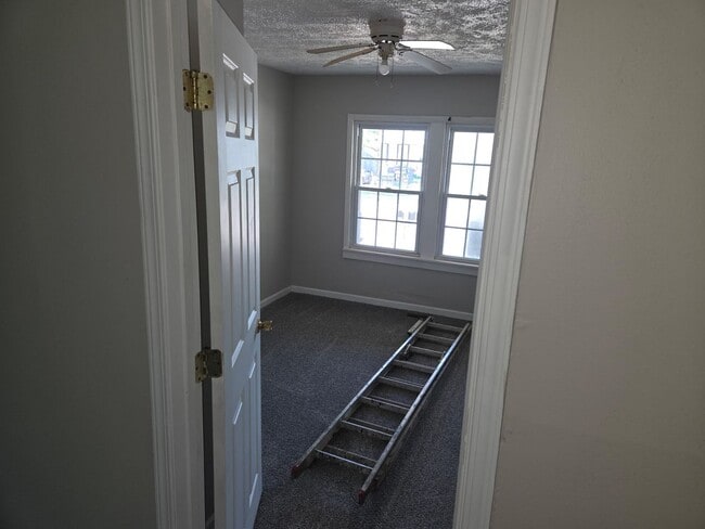 Photo - 1008 E Kirby Ave Unidad 1