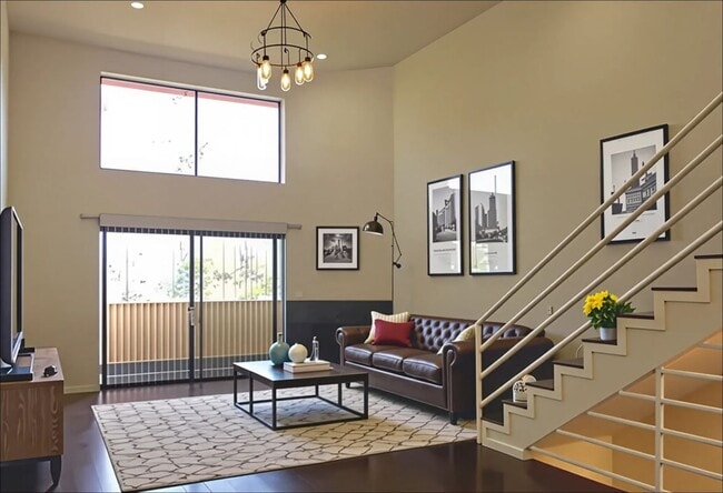 Photo - 3712 Evans St W