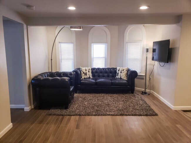 Photo - 171 Olive St Unit 2