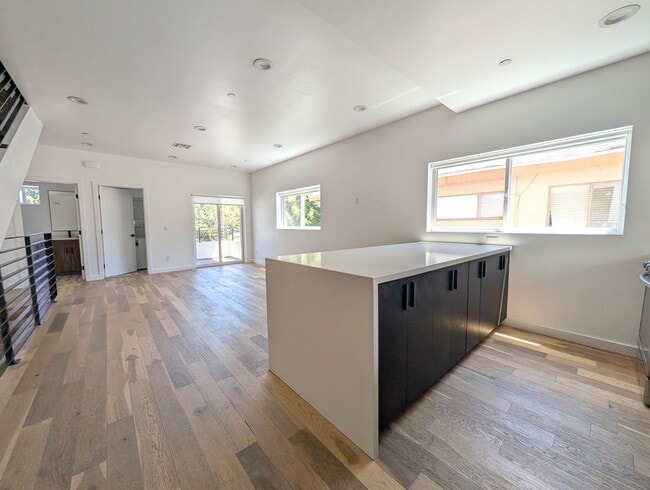 Photo - 4260 Laurel Canyon Blvd Unit 4262.5