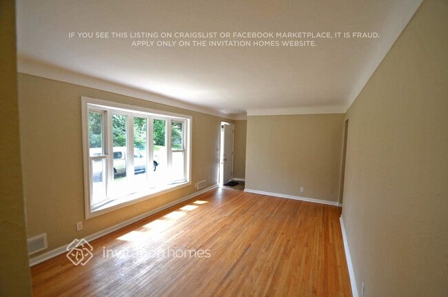 Photo - 2110 2nd St S