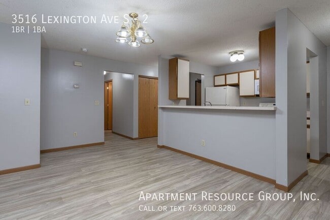 Building Photo - 3516 Lexington Ave S Unit 2 Rental