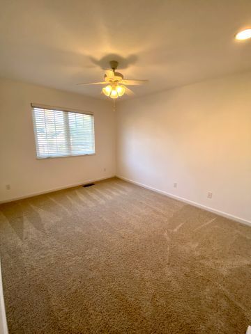 Photo - 500 Monticello Pl