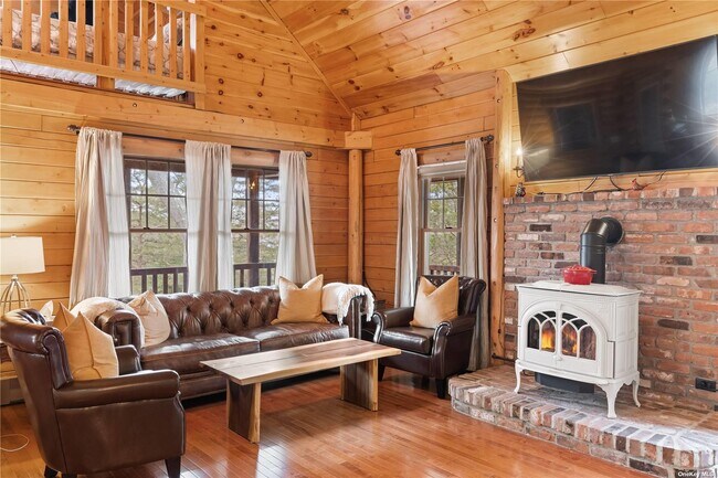 380 Private Rd