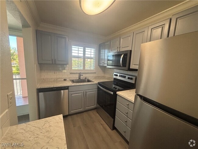 Building Photo - 225 Turtle Lake Ct Unit 210 Rental