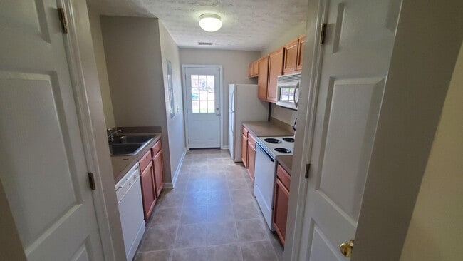 Photo - 241 S Irwin St