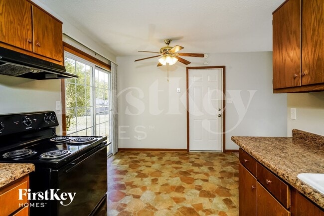 Photo - 8631 Pleasant Creek Ct