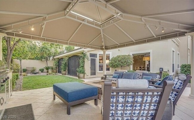 Photo - 1916 Redbird Crest Ln