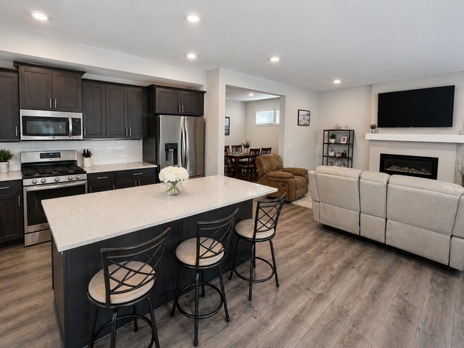 Photo - Extravagant Living on the Peaceful Peninsula