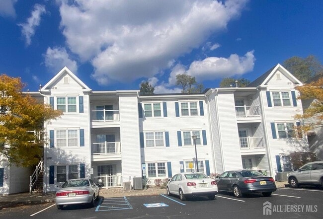 Photo - 1221 Waterford Dr Unit 1221