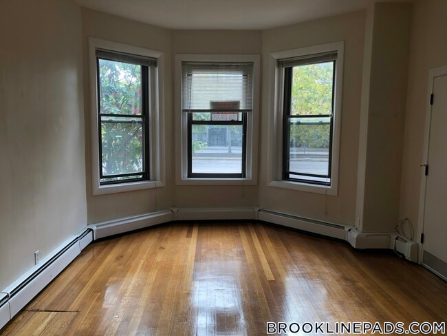 Photo - 1728 Beacon St Unidad 1