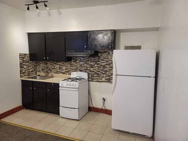 Photo - 1622 Bainbridge St Unidad 3F