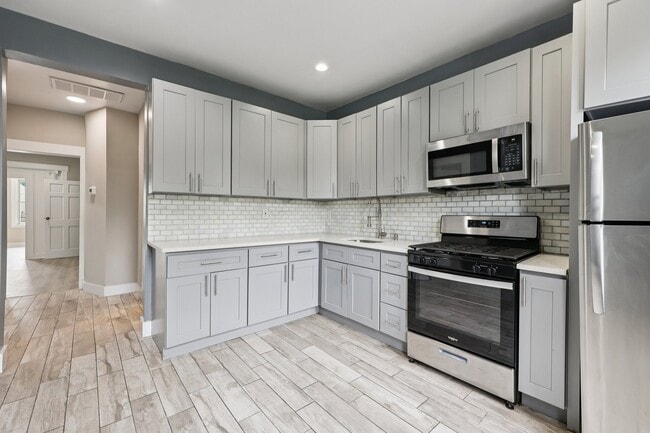 Photo - 30 Sheffield St Unit # 1