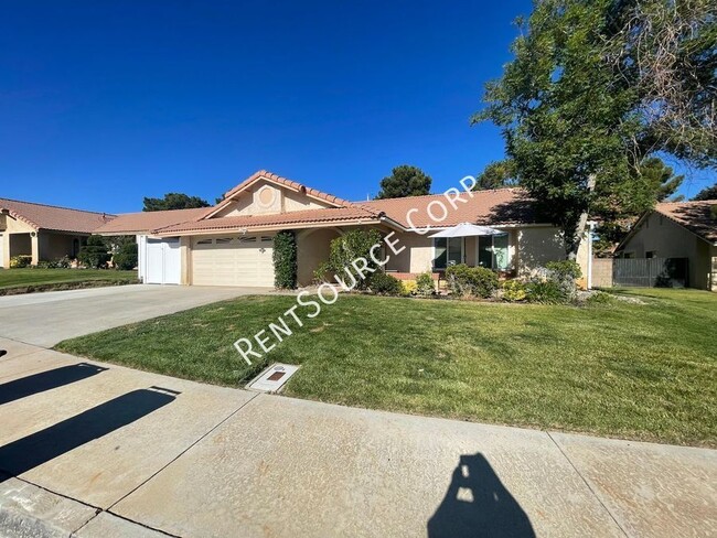 Photo - 40739 Vía Nuevo