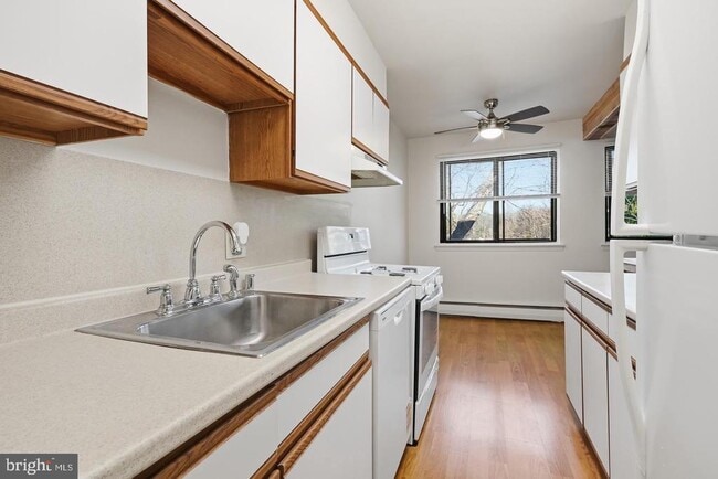 Photo - 201 Philadelphia Pike Unit 326