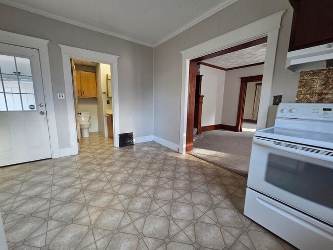 Photo - 202 East Walnut, Ashland Unit 200 East Walnut