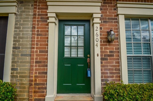 Photo - 2930 Grants Lake Blvd