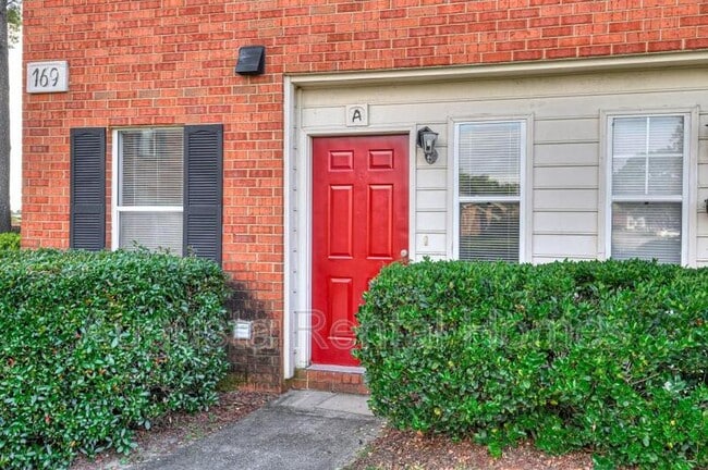 Photo - 169 Petersburg Cir