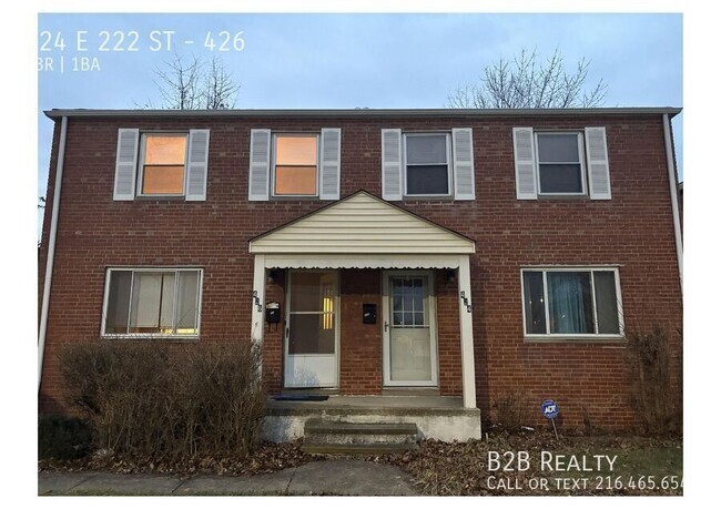 Building Photo - Charming 2-Bedroom Property in Prime Location Unit 426 Rental