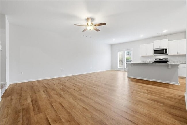 Photo - 255 Deerberry Dr