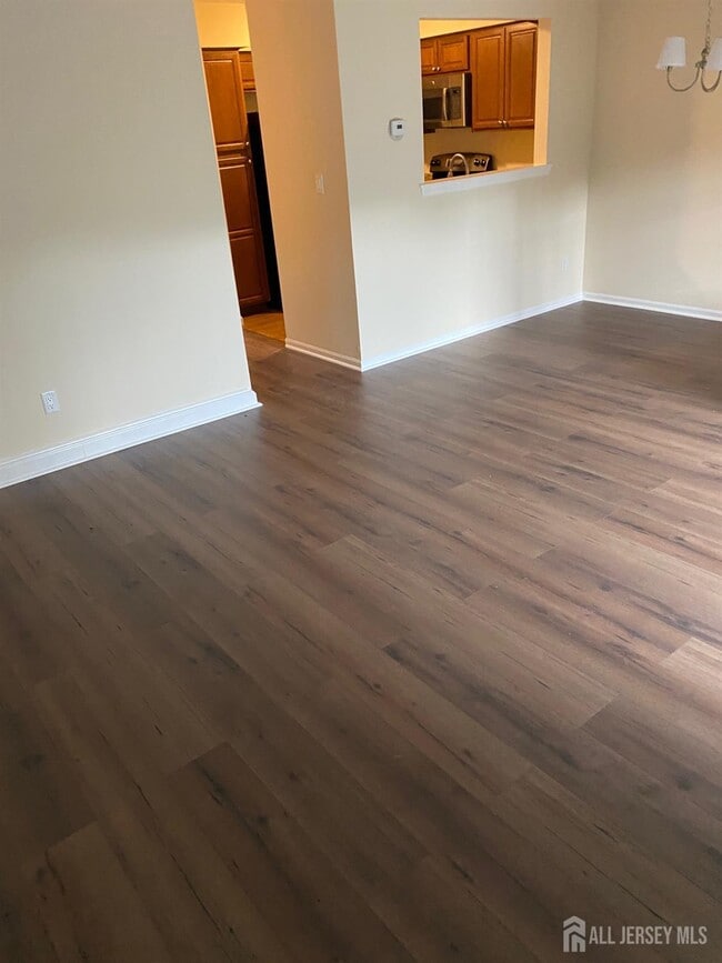 Photo - 5 Brigade Ct