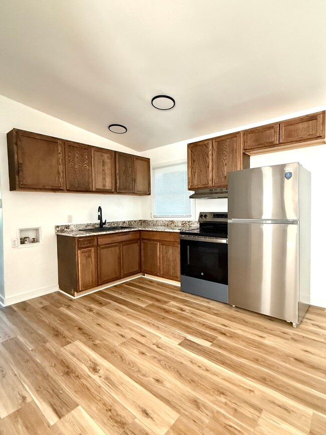 Photo - Beautifully Renovated 3 Bedroom Home with ...