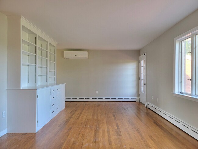 Photo - 270 Stevens Rd