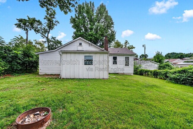Photo - 6737 Fyler Ave