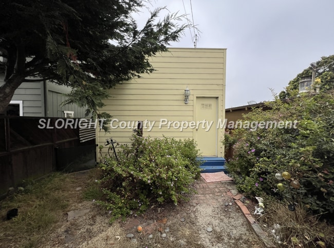 Building Photo - AVAILABLE JULY- Charming Cottage in Los Osos - 2 Bed / 1 Bath