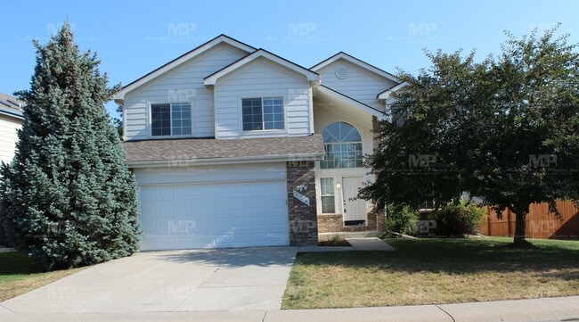 Building Photo - 424 Saturn Dr