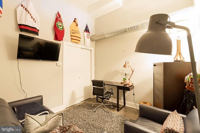 Building Photo - 135 N 3rd St Unit 5B