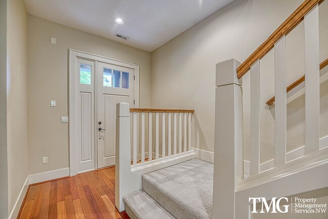 Photo - Refined Portland Residence Near Forest Park & NW 23rd