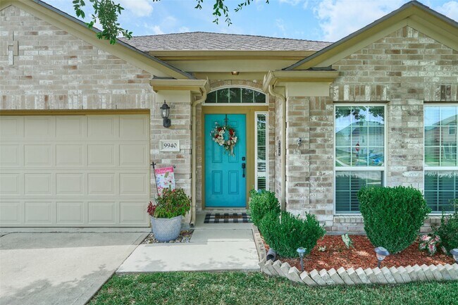 Photo - 9940 Yearling Pl