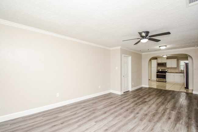 Photo - 2109 Pomona Dr