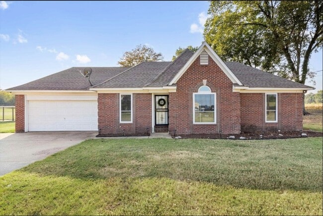 Building Photo - 595 Ray Ln