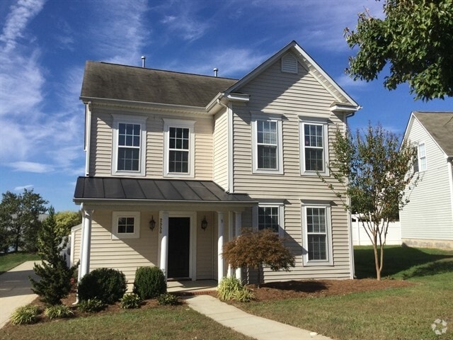 Building Photo - 2558 Sunberry Ln NW Rental