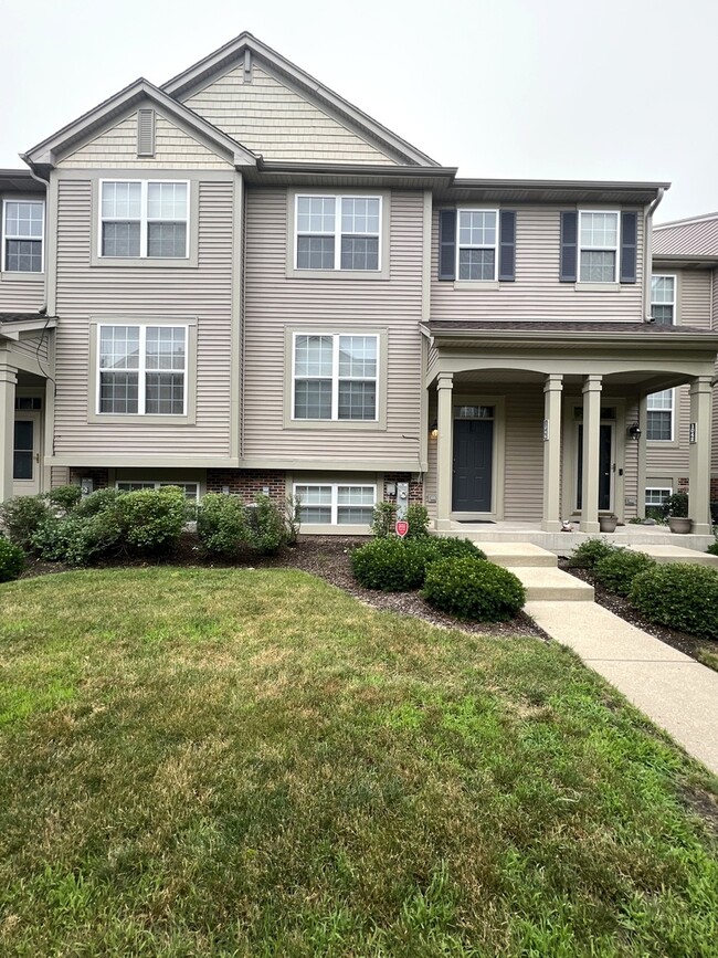 Photo - 1046 Chadwick Dr Townhome