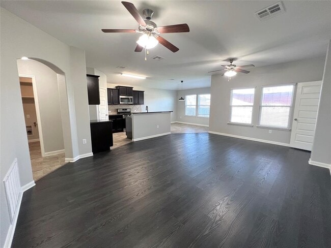 802 Mitchell Dr