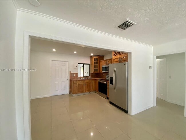 13242 NE 16th Ave Unit 13242